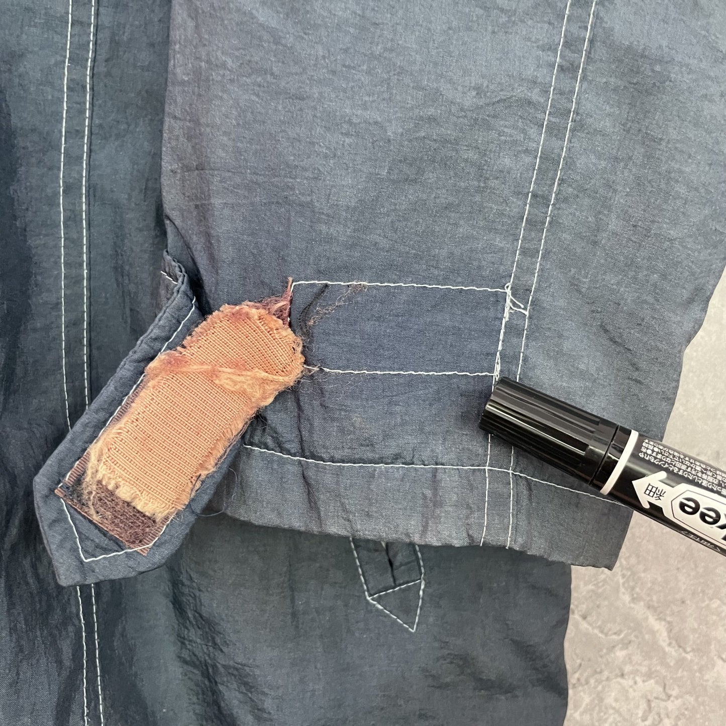 vintage 古着 ビンテージ ナイロンジャケット COWBOYS ドローコード付 ツートン ストリート オーバーサイズ 刺繍ロゴ フルジップ