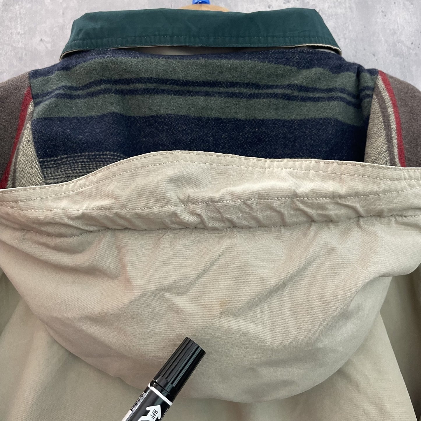 80s vintage 古着 ビンテージ ナイロンジャケット エディーバウアー フード付き マウンテンパーカー 黒タグ