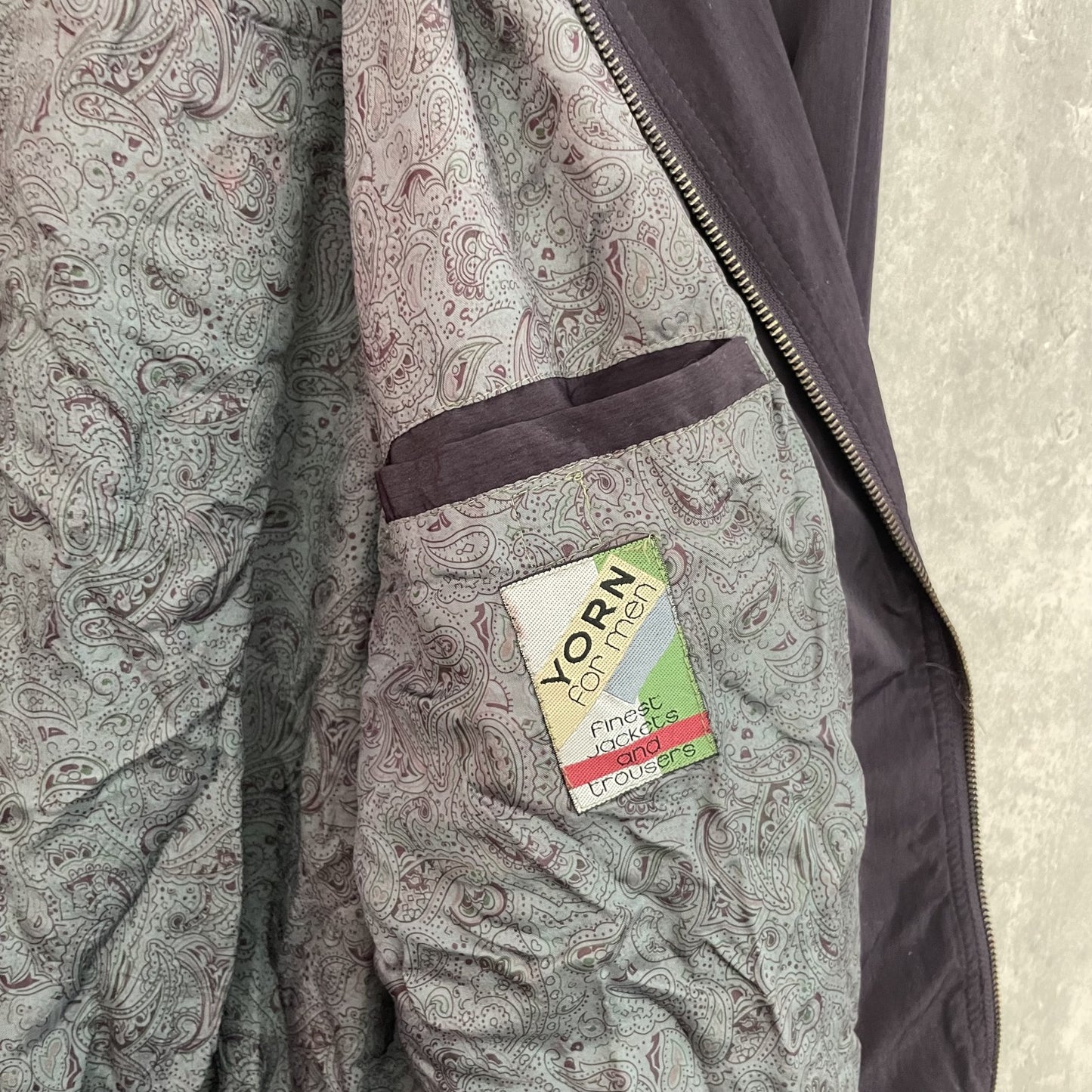 90s vintage 古着 ヴィンテージ ナイロンブルゾン 長袖 ペイズリー柄 フルジップ