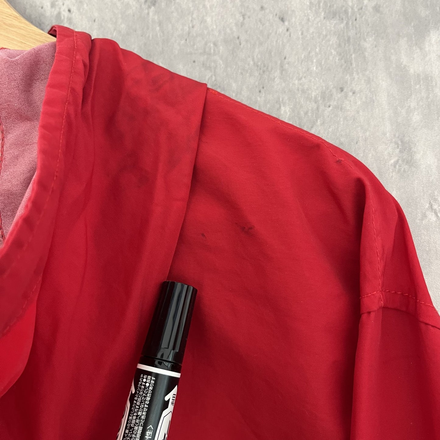 90s ナイロンジャケット 古着 ビンテージ vintage トミー 刺繍ロゴ ドローコード フード付 ジッパー Tommy