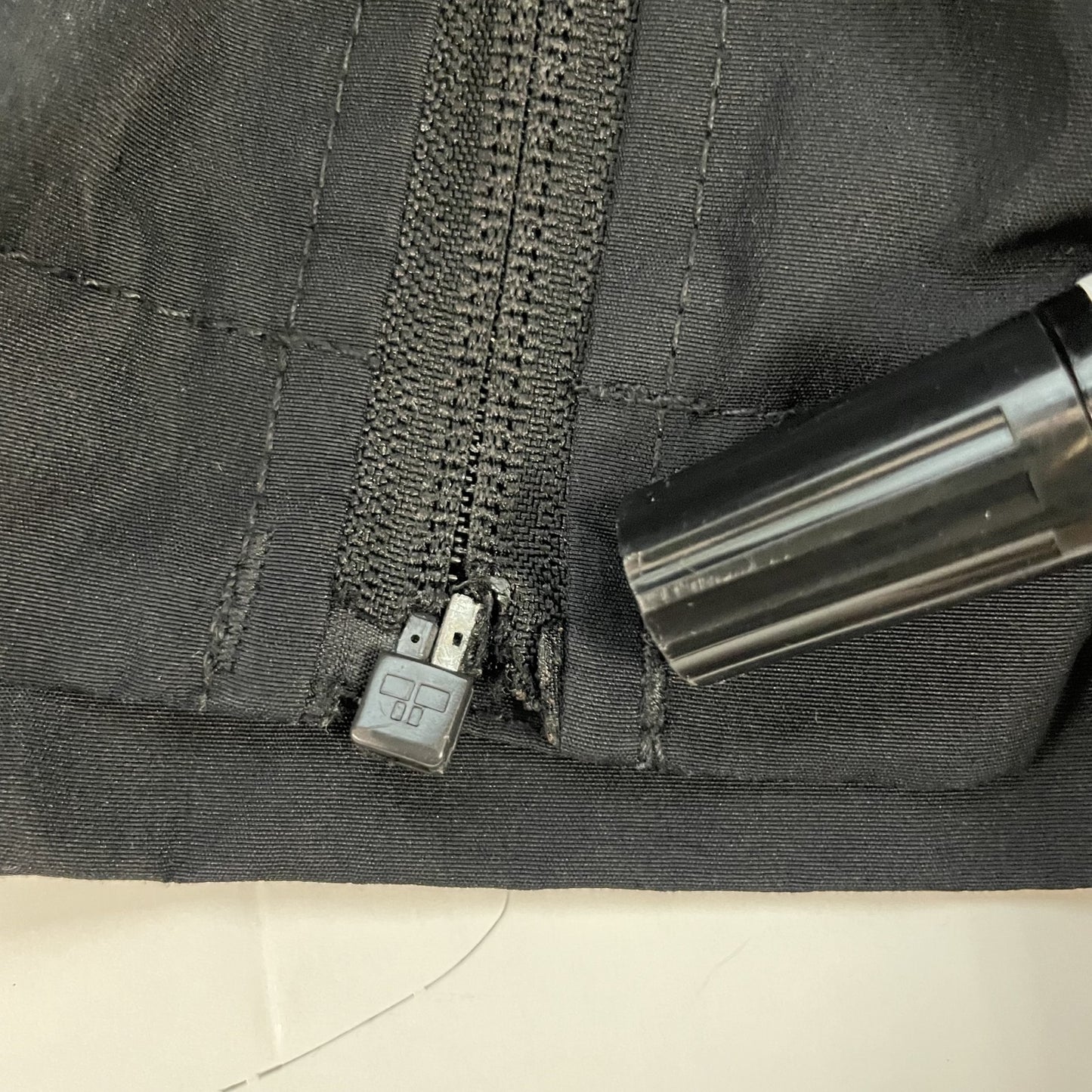 00s vintage 古着 ビンテージ エディーバウアー EddieBauer ナイロン ブルゾン アウトドア フルジップ