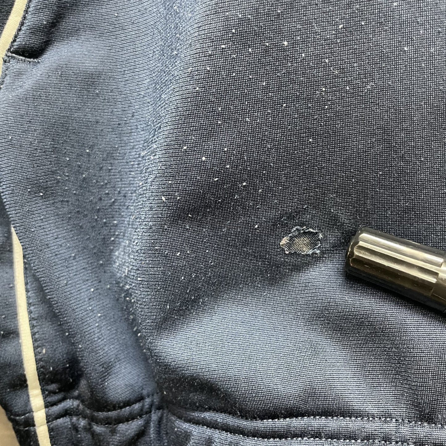 00s vintage 古着 ビンテージ リーボック Reebok トラックジャケット ロゴ刺繍 ダメージ加工 ストリート オーバーサイズ