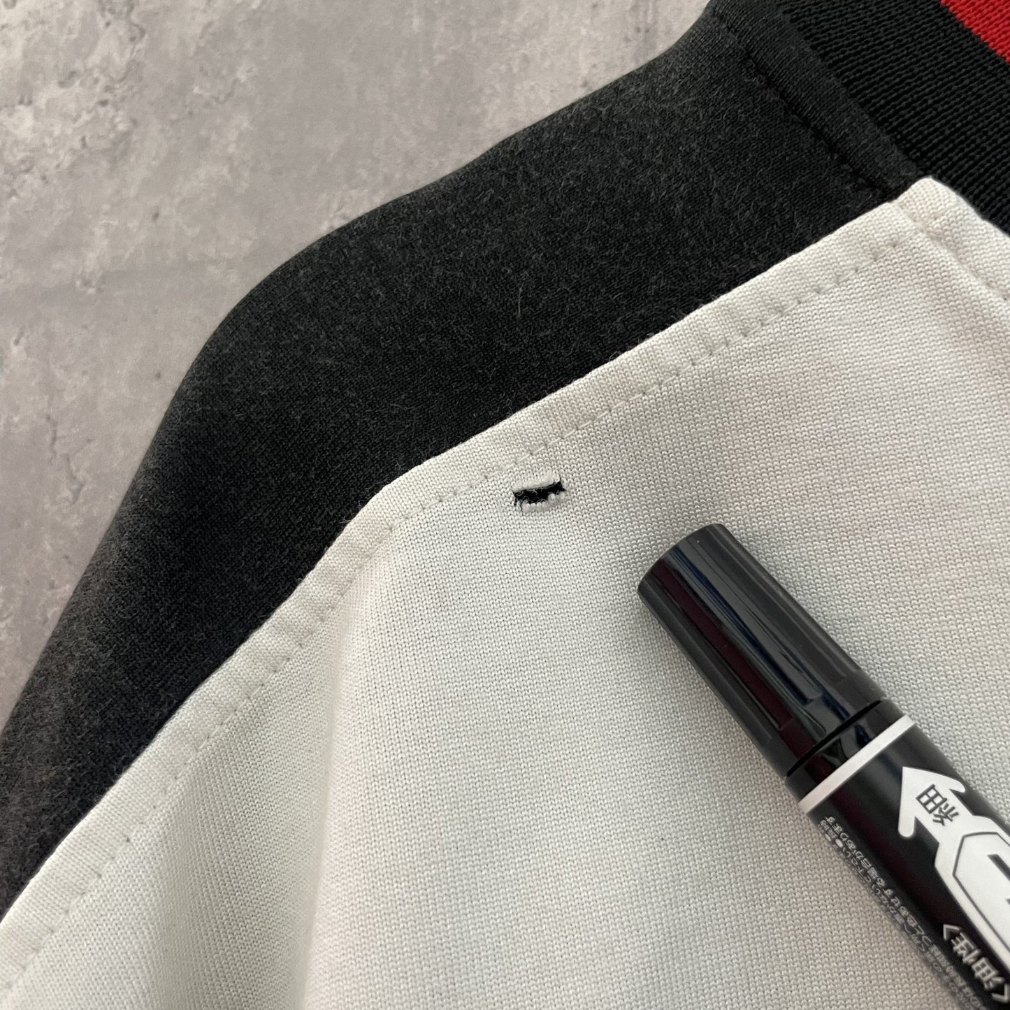 00s vintage 古着 ビンテージ NIKE ナイキ NBA ストリート フロントロゴ Vネック 半袖シャツ