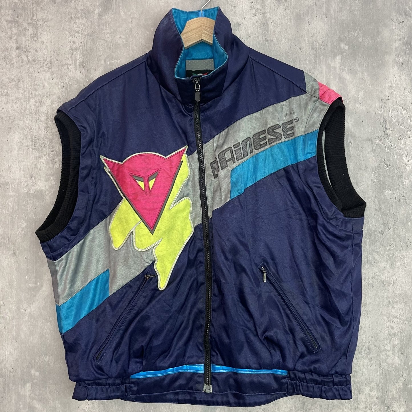 90s vintage 古着　ビンテージ　ベスト　デザイン　モーターサイクル　ジャケット　イタリア　DAinESE ダイネーゼ