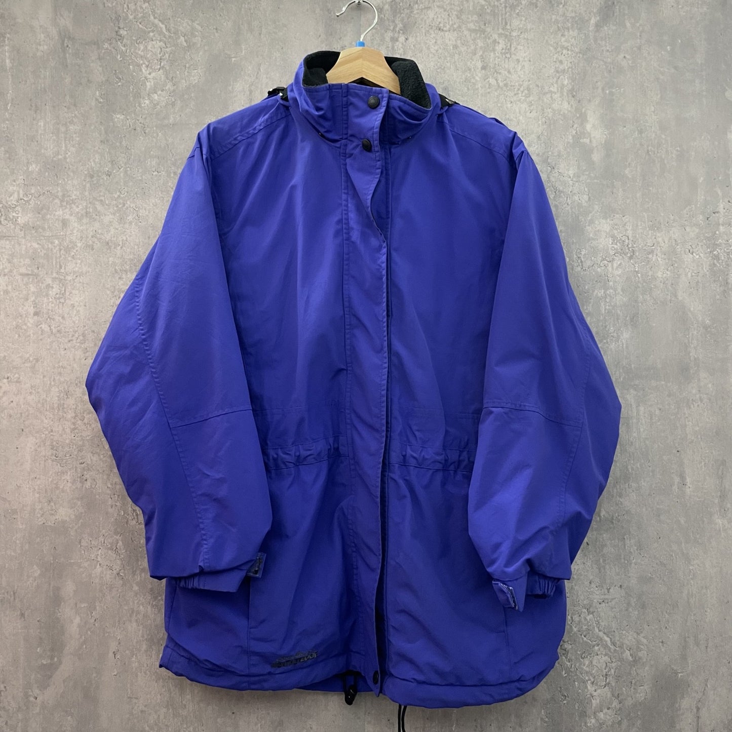 90s vintage 古着　ビンテージ　エディーバウアー　マウンテンジャケット　アウトドア　EddieBauer　フルジップ　フード付　ドローコード