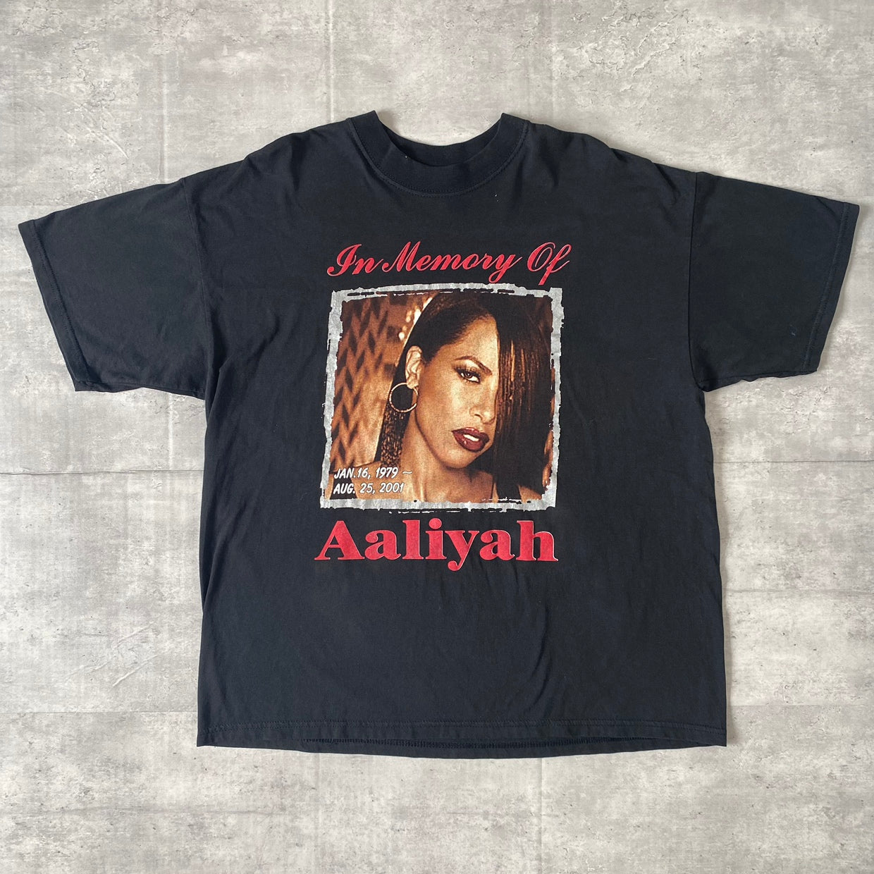 アリーヤ　AaLiYah　追悼Tシャツ