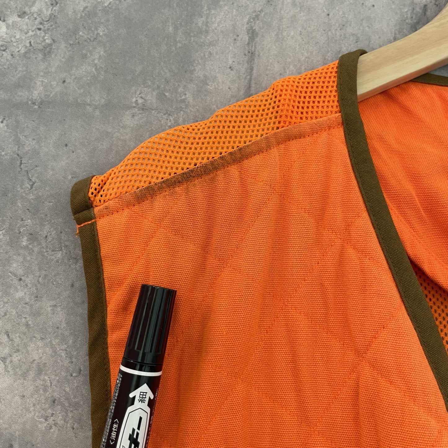 00s vintage 古着　ビンテージ　Remington ベスト アウトドア　バックポケット　オレンジ　メッシュ　