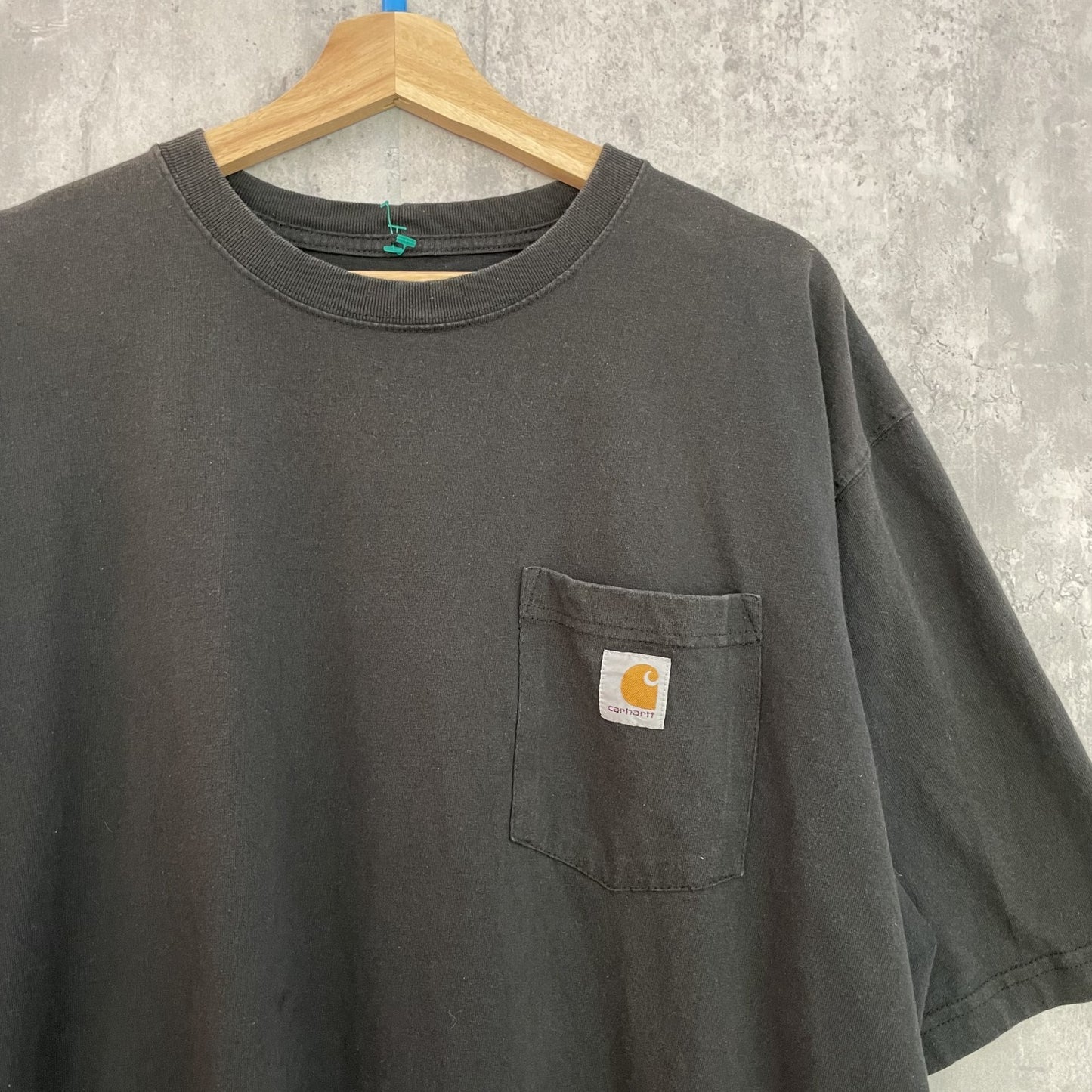 00s vintage 古着　ビンテージ　カーハート　Carhartt Tシャツ　ワンポイントロゴポケット　ストリート　スケーター　ブラック