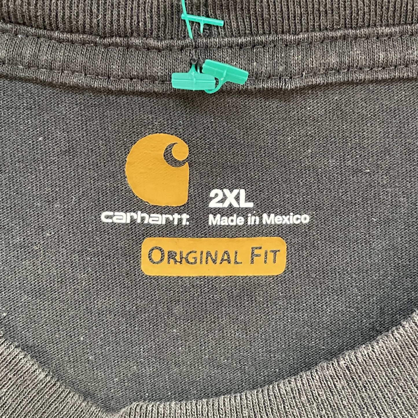 00s vintage 古着　ビンテージ　カーハート　Carhartt Tシャツ　ワンポイントロゴポケット　ストリート　スケーター　ブラック