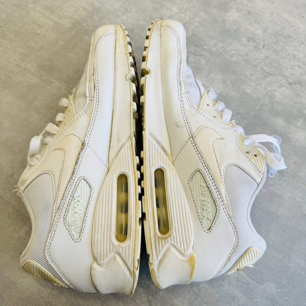 NIKE ナイキ AIR MAX 90 ESSENTIAL 2014 537384-111 26.5cm 中古