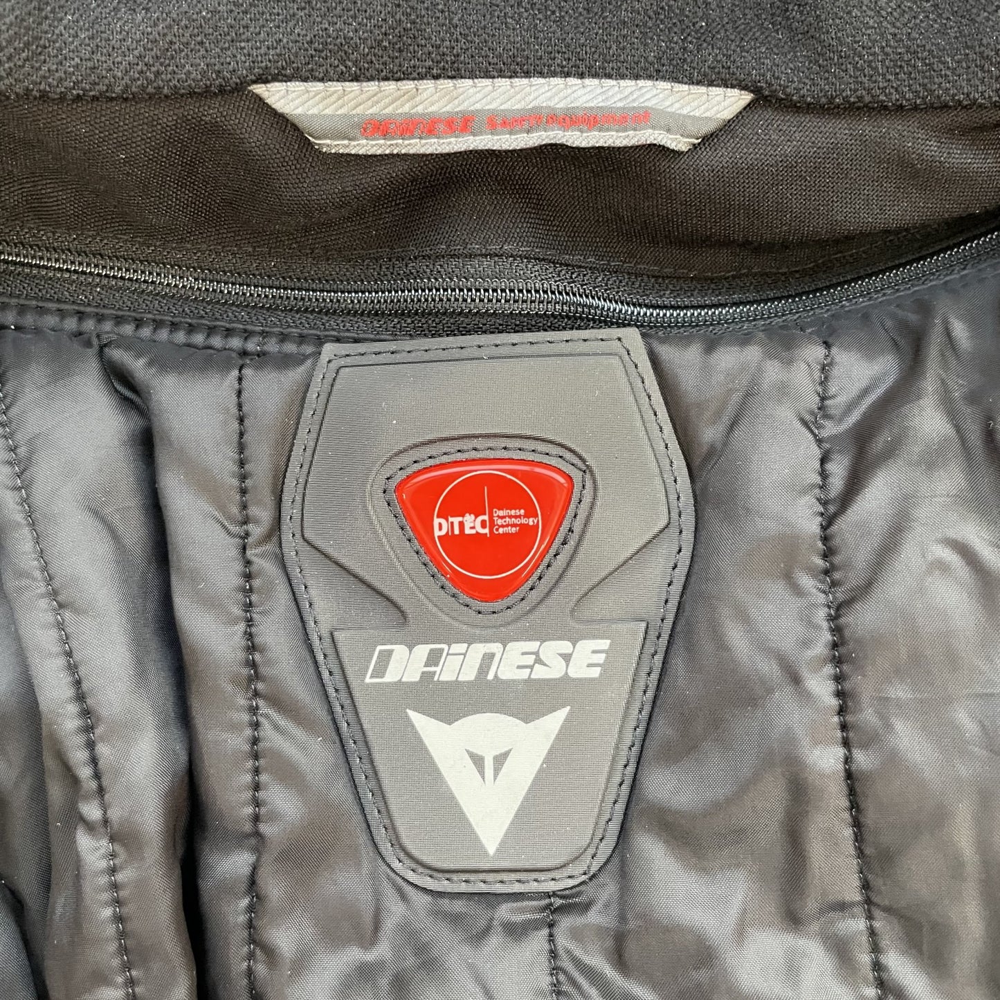 vintage 古着　DAinese ビンテージ　レーシングジャケット　ダイネーゼ　ライダースジャケット　切り替えジャケット