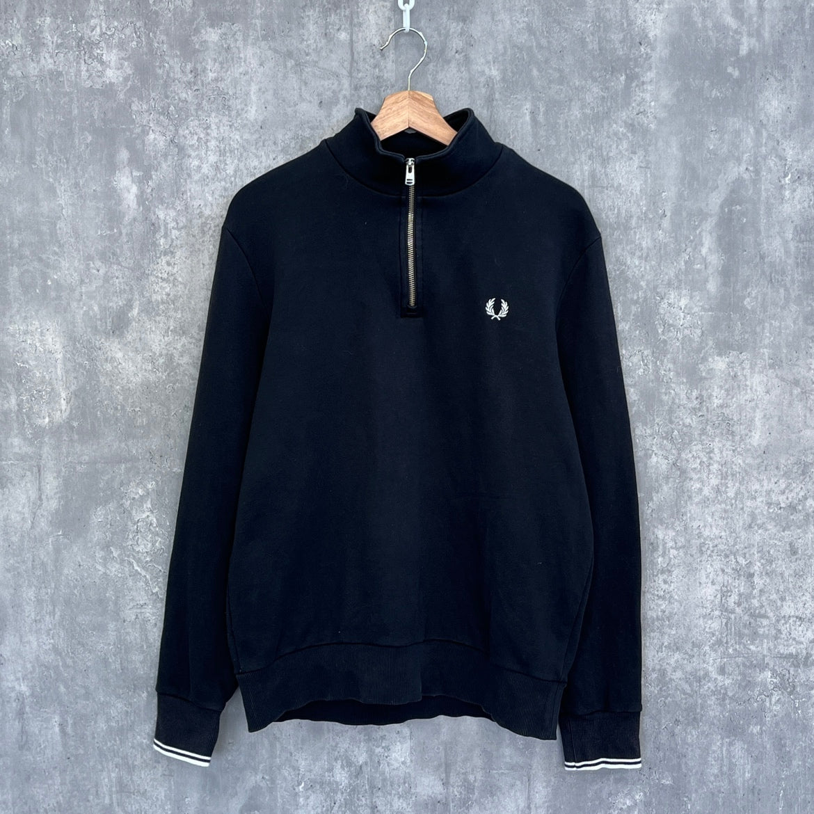 00s FRED PERRY フレッドペリー ハーフジップスウェット 胸ロゴ 刺繍 ブラック L