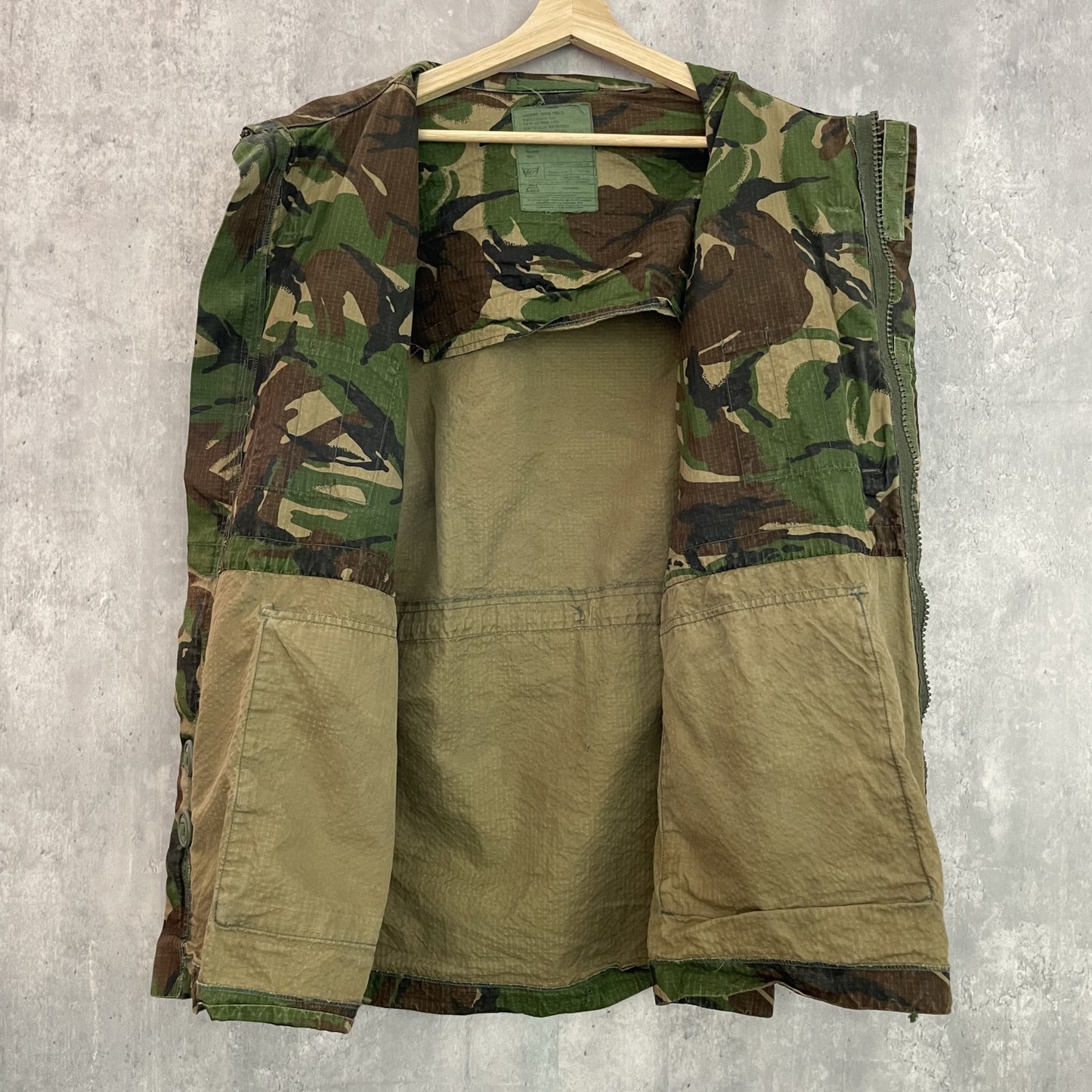 90s vintage 古着　ビンテージ　イギリス軍　コンバットジャケット　DPMカモ　カモ柄　迷彩　