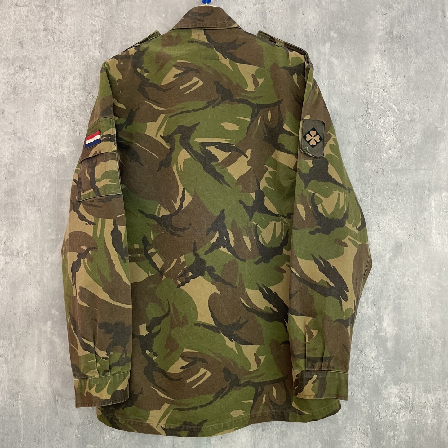 90s vintage 古着　ビンテージ　オランダ軍　フィールドジャケット　迷彩　カモ柄