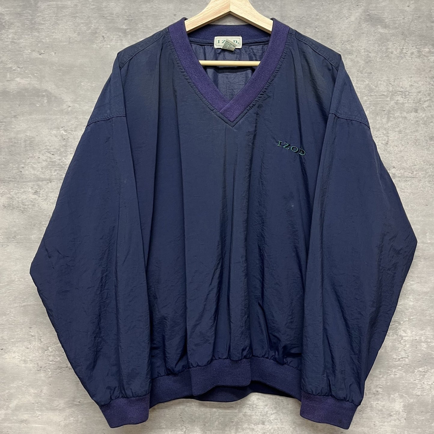 90s vintage IZOD 古着　ビンテージ　アイゾッド　ナイロンプルオーバー　メンズ　Vネック