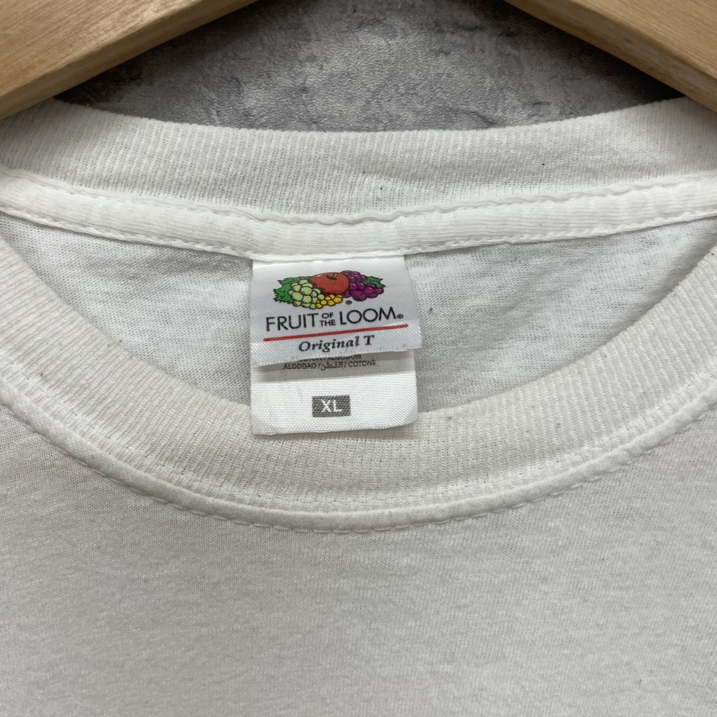 2018 vintage 古着　ビンテージ　フルーツオブザルーム　ホワイト　オーバーサイズ　シティ　ストリート　ビール　フロントプリント