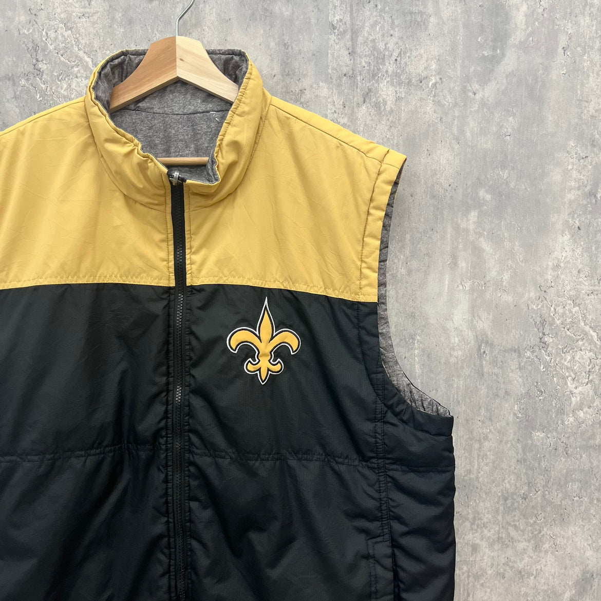 NFL NEW ORLEANS SAINTS リバーシブル中綿ベスト ニューオリンズ・セインツ ジャケット アウター 古着 ビンテージ L相当