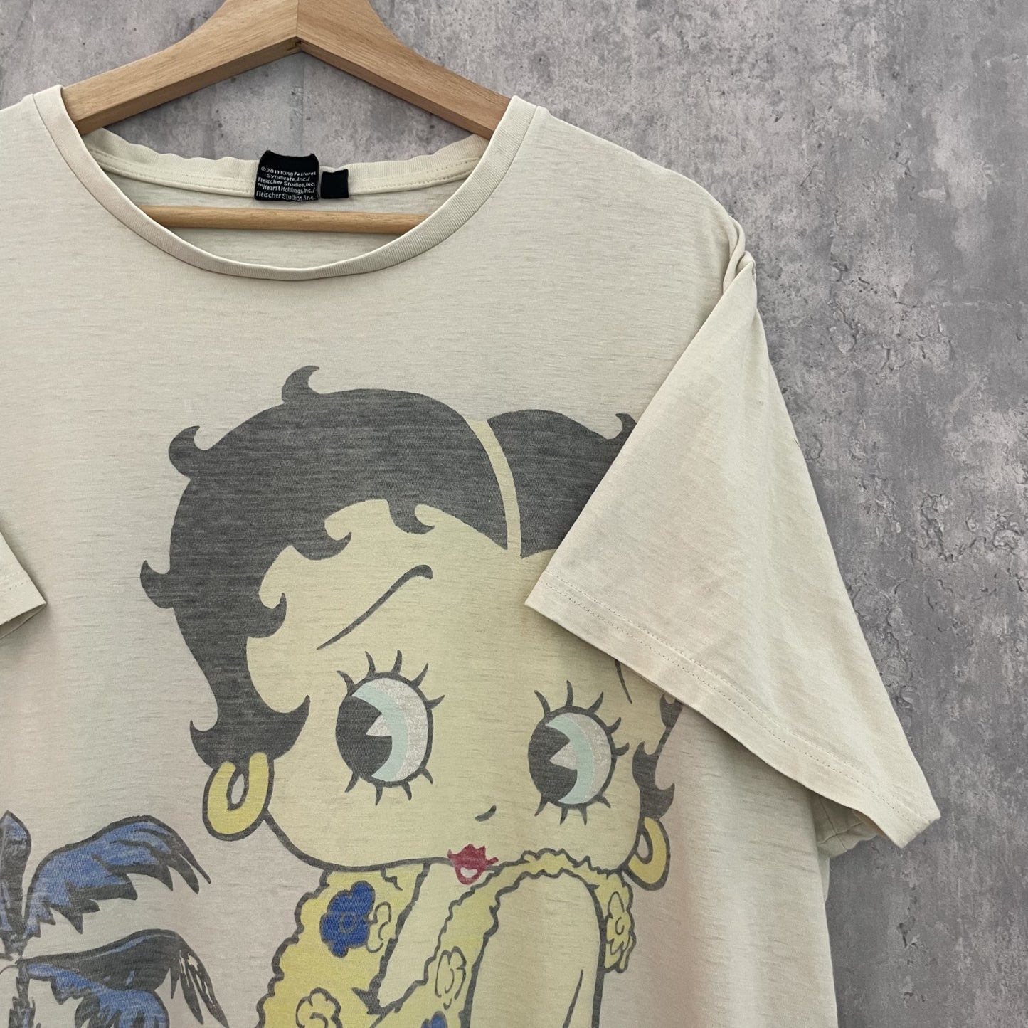 00s vintage 古着　ビンテージ　ベティー　BETTY BOOP Y2K オーバーサイズ　ベージュ　ユニセックス