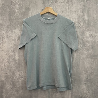 90s vintage 古着　ビンテージ　両シングルステッチ　スケーター　カジュアル　バックプリント　フロント無地