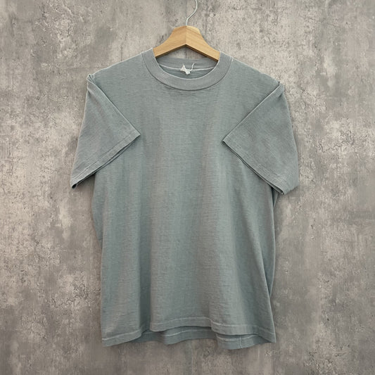 90s vintage 古着　ビンテージ　両シングルステッチ　スケーター　カジュアル　バックプリント　フロント無地