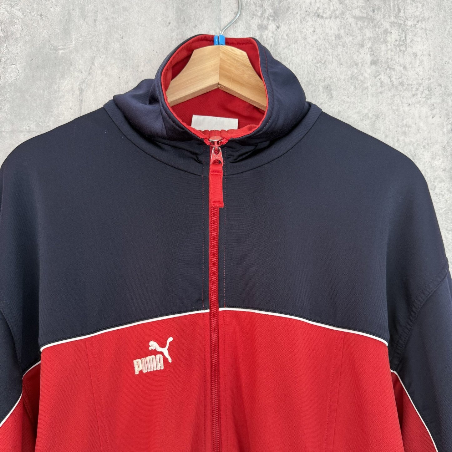 90s vintage 古着　ビンテージ　プーマ　PUMA トラックジャケット　スポーツ　ストリート　カジュアル