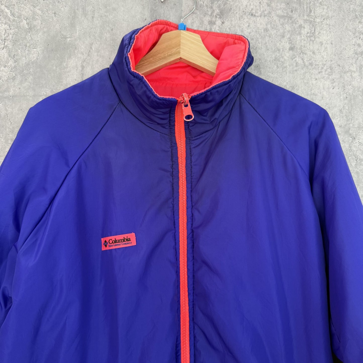 90s vintage 古着　ビンテージ　コロンビア　Columbia ナイロンジャケット　アウトドア　フルジップ　胸元パッチ