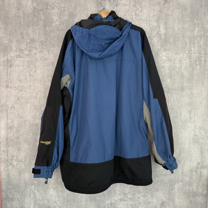 00s vintage 古着　ビンテージ　コロンビア　Columbia 　アウトドア　ナイロンジャケット　刺繍　ストリート　テック