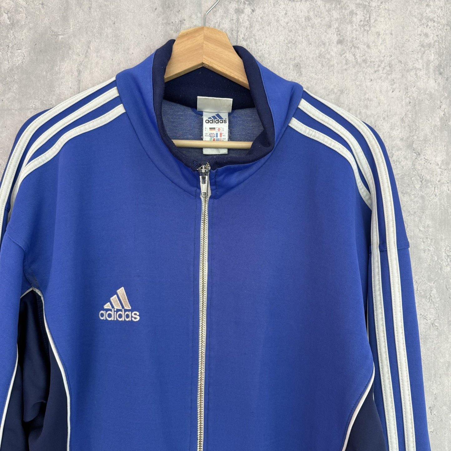 90s vintage 古着　ビンテージ　アディダス　adidas 刺繍　ストリート　トラックジャケット　スポーツ　カジュアル