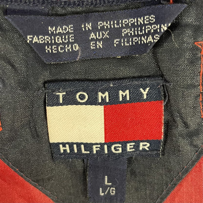 90s vintage 古着　ビンテージ　トミーヒルフィガー　TOMMYHILFIGER ナイロンジャケット　オールドトミー　ワンポイント　ロゴ刺繍