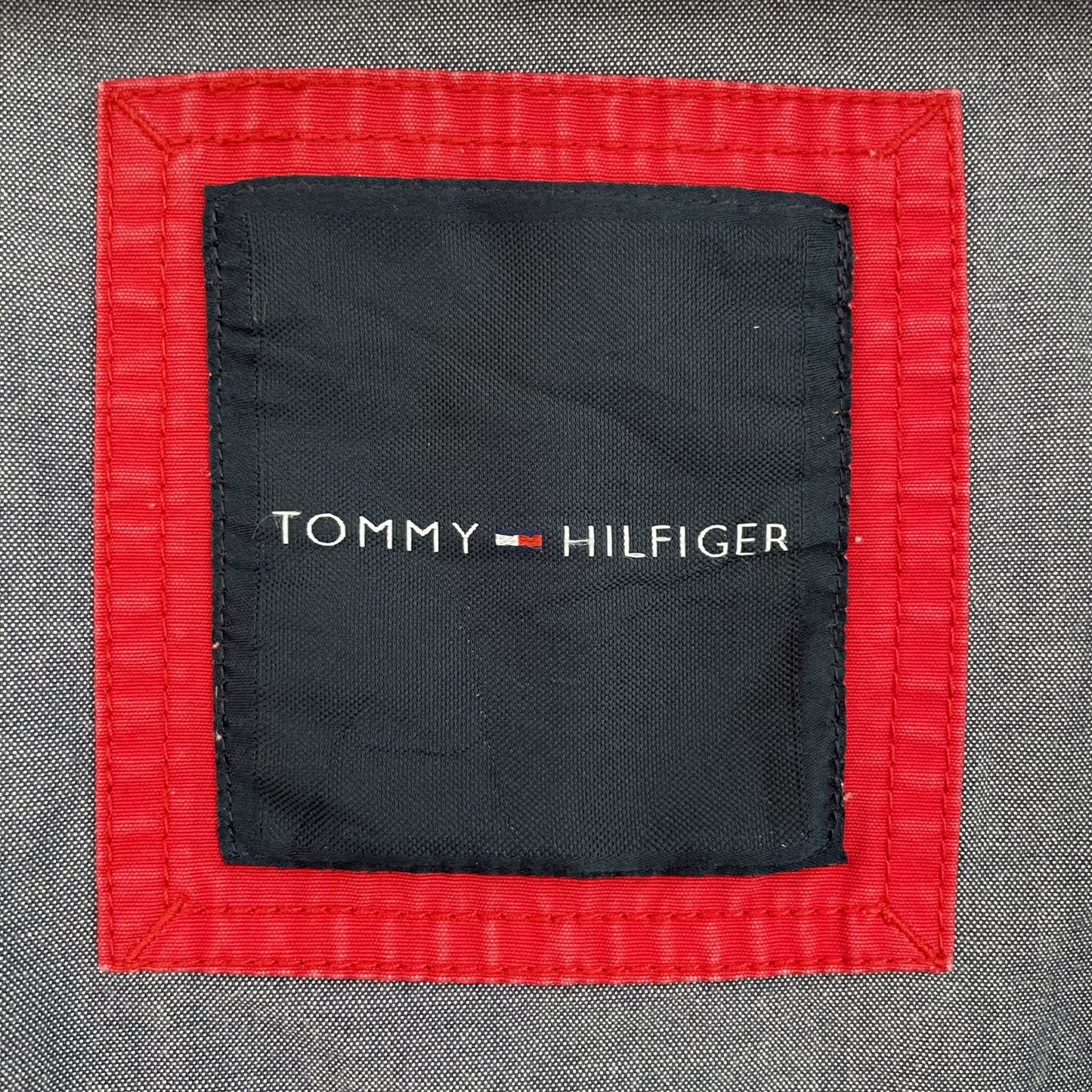 00s vintage 古着　ビンテージ　トミーヒルフィガー　TOMMYHILFIGER スイングトップ　無地　ワンポイント　ロゴ刺繍