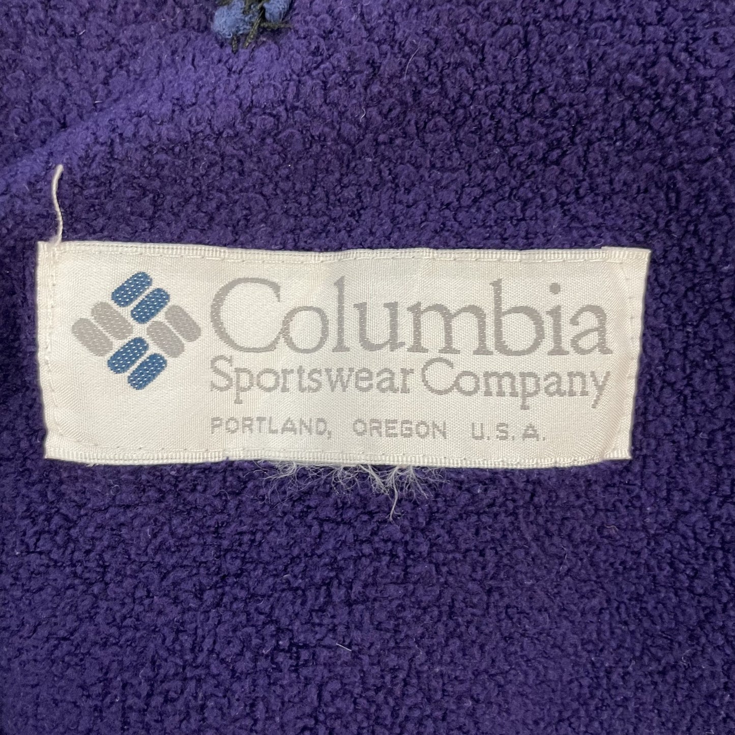 90s vintage 古着　ビンテージ　コロンビア　Columbia ナイロン　ブルゾンジャケット　アウトドア　裏地フリース