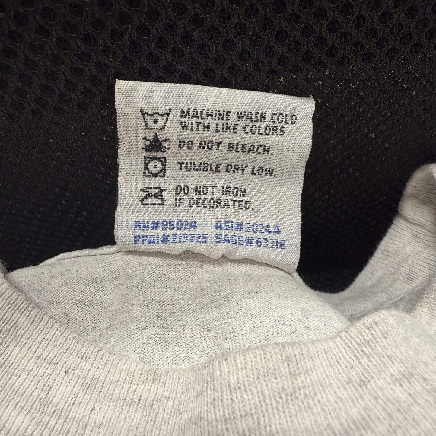 90s 00s vintage 古着　ビンテージ　BAYSIDE USA製　胸ポケット付き　ホワイト　バックプリント　