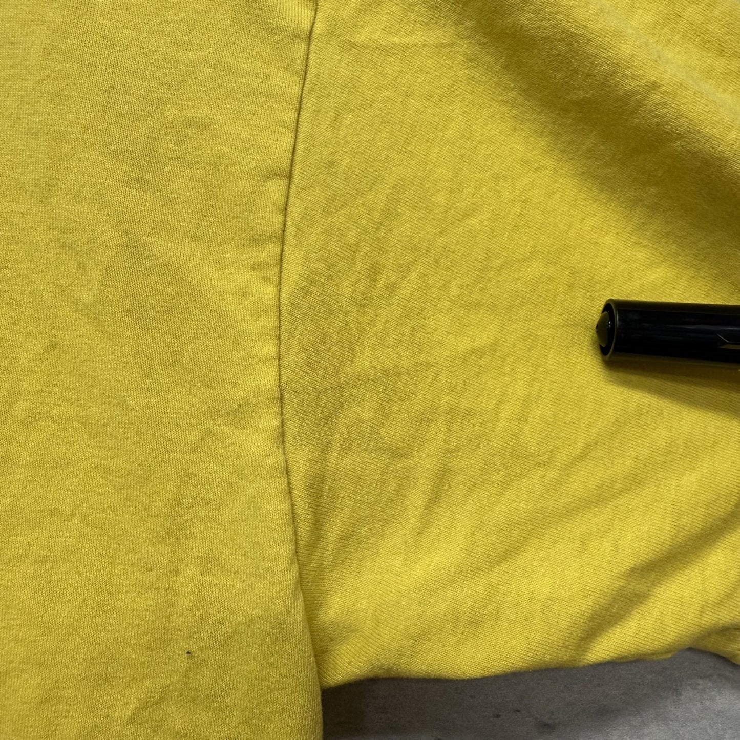 90s vintage 古着　ビンテージ　イマキュラータ大学　カレッジロゴ　イエロー　アメカジ　ストリート　スケーター