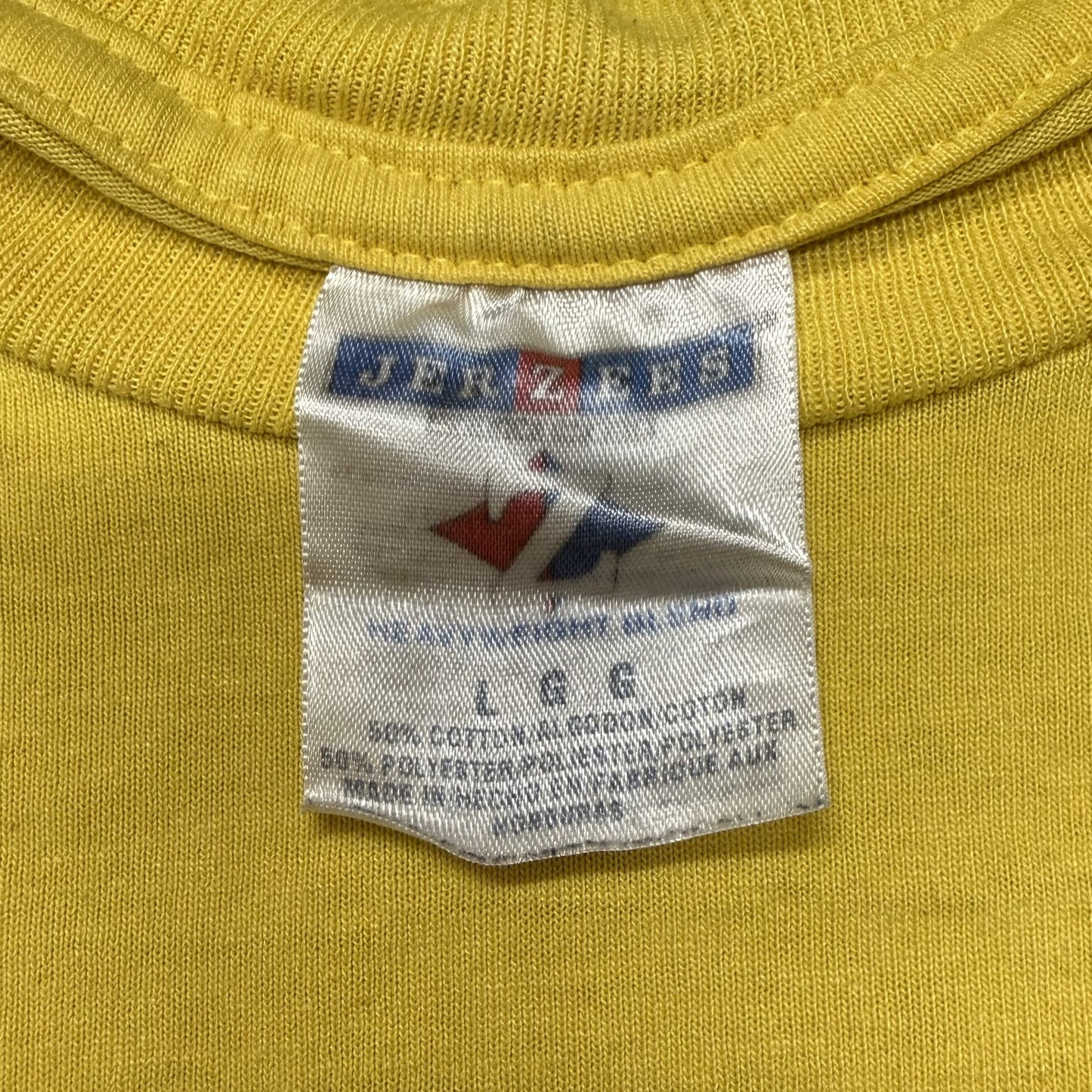 90s vintage 古着　ビンテージ　イマキュラータ大学　カレッジロゴ　イエロー　アメカジ　ストリート　スケーター