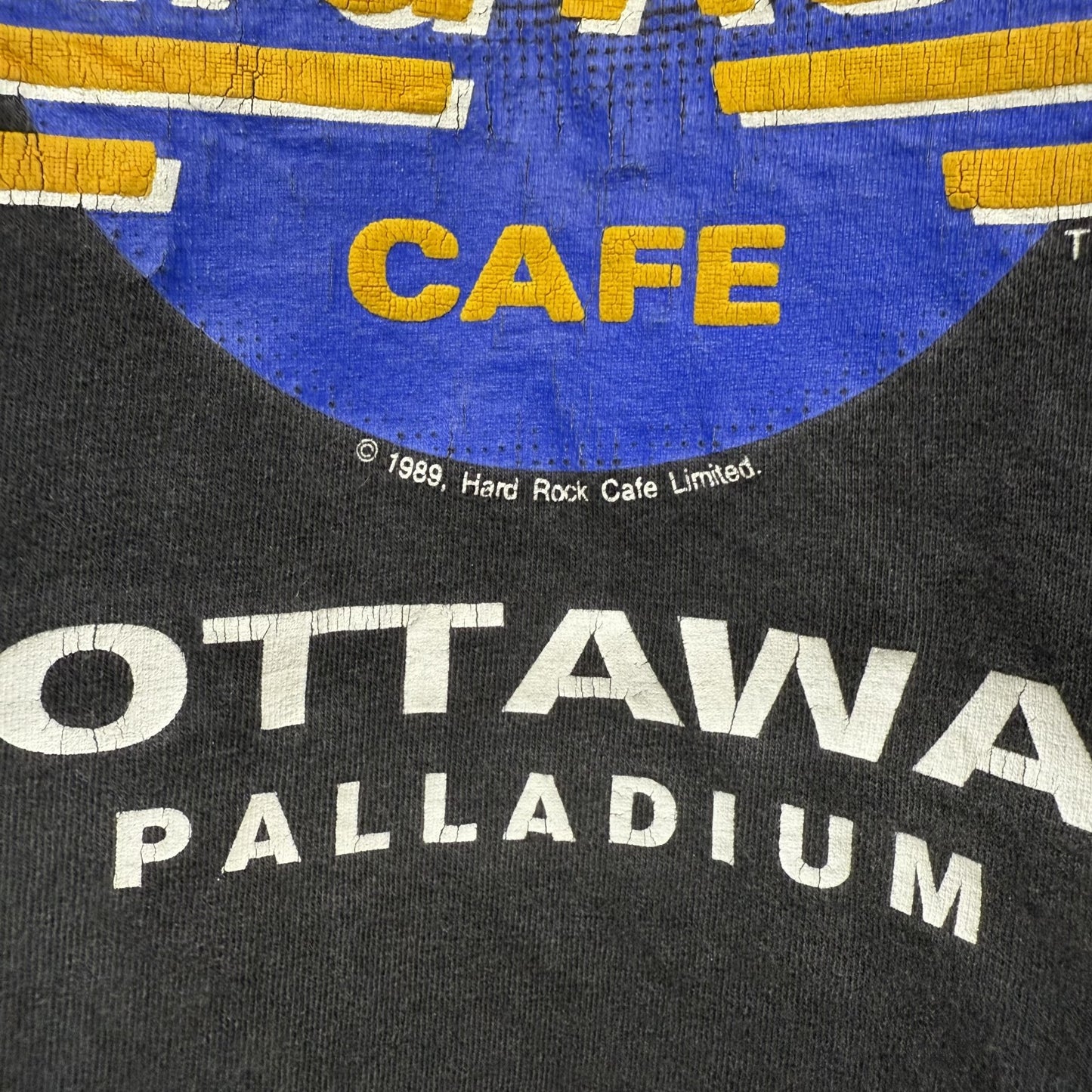 USA製　80s 90s vintage 古着　ビンテージ　アメリカ製　ハードロック　HardRock カジュアル　シティ　フロントプリント