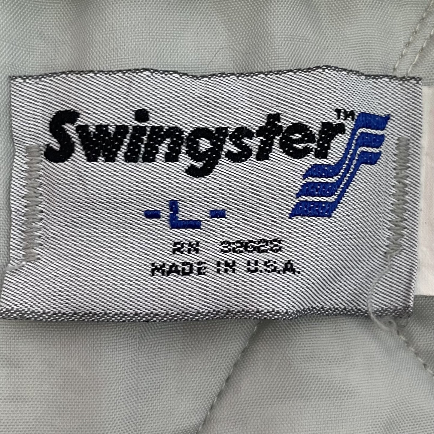 90s vintage 古着　USA製　ビンテージ ウォームアップジャケット　ラグランスリーブ　フロント刺繍　Swingster ナイロン