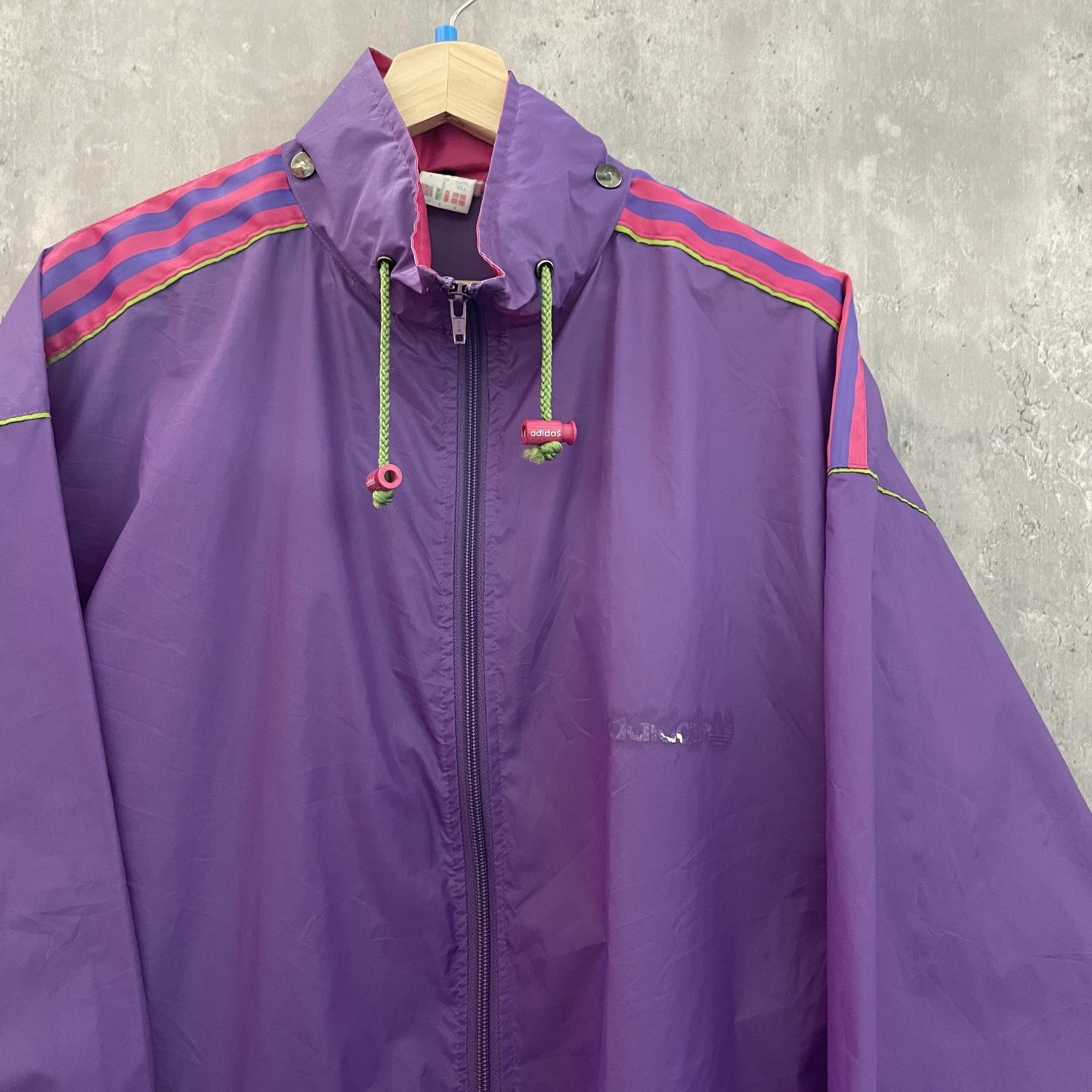 80s vintage 古着　ビンテージ　adidas アディダス　ナイロン　ブルゾン　ドローコード　フルジップ　薄手　スポーツ