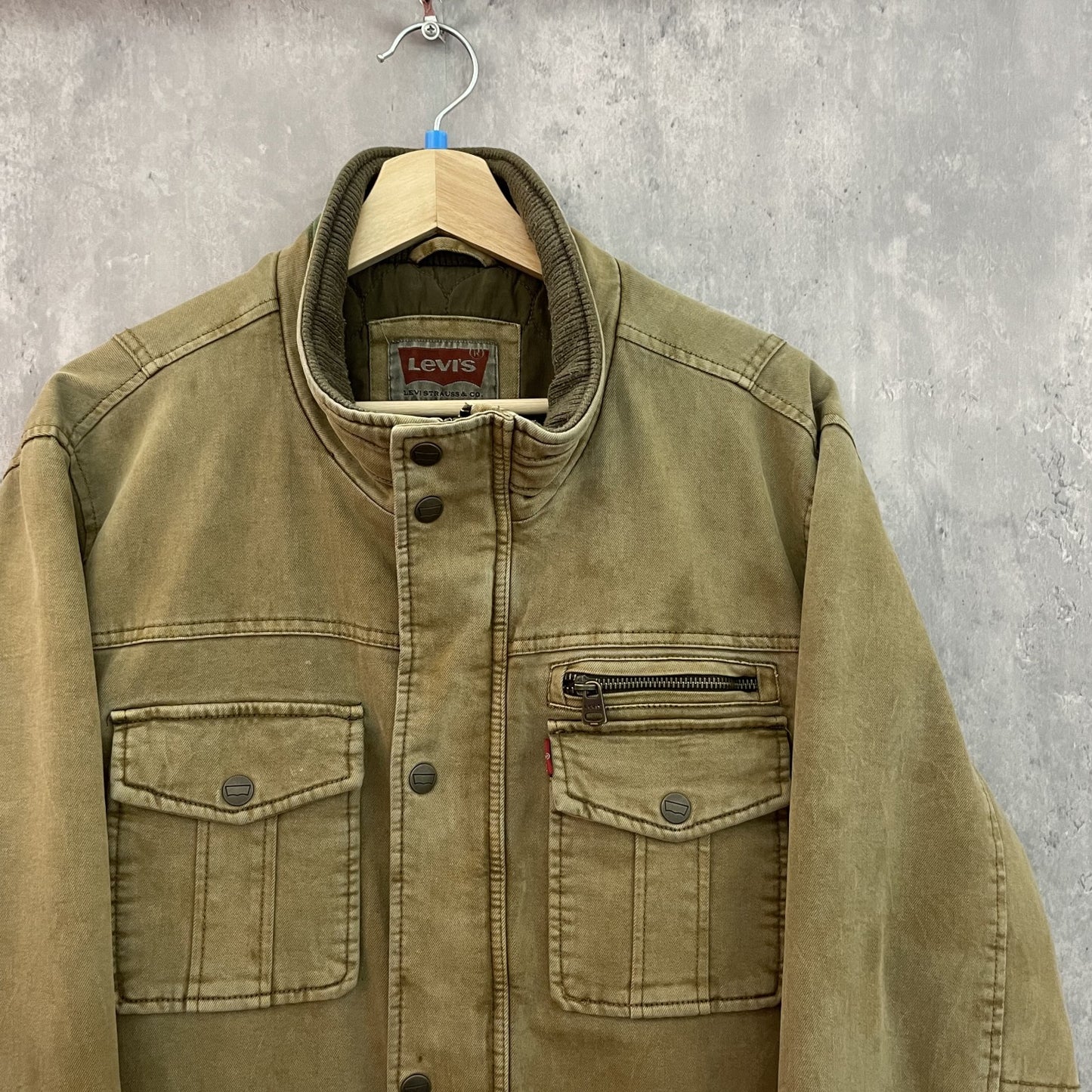 00s vintage 古着　ビンテージ　リーバイス　LEVI'S ハイネック　ブルゾンジャケット　無地　赤タブ　アメカジ　フルジップ