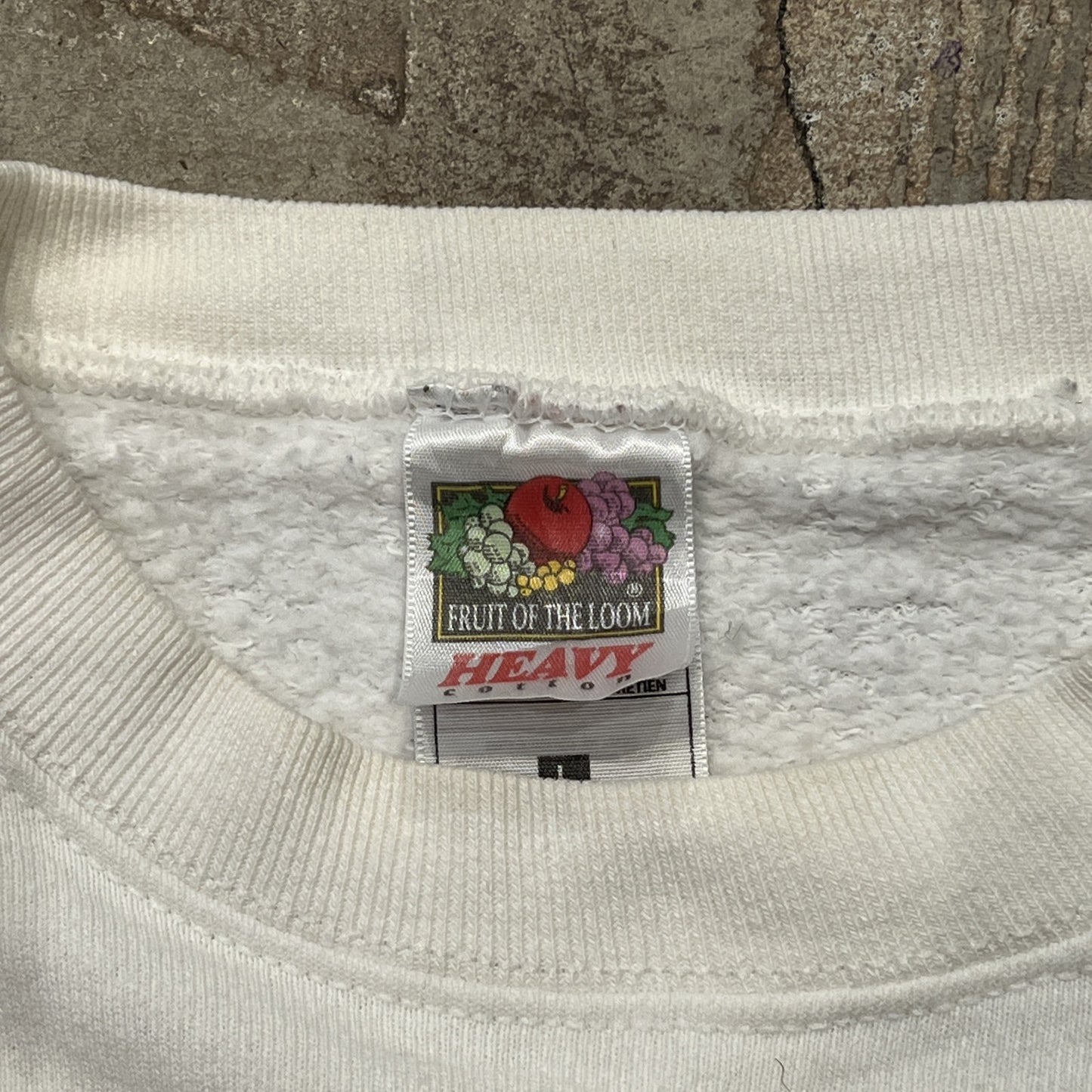 00s fruit of the loom Heavy cotton USA製　刺繍スウェット