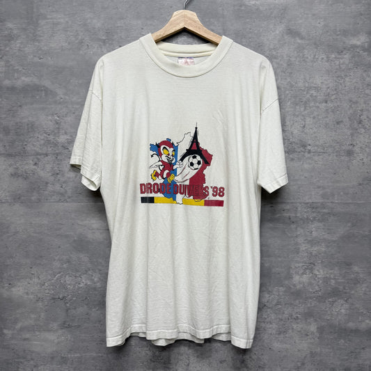 90s vintage 古着　ビンテージ　B&C フロントプリント　シティ　カジュアル　オーバーサイズ　ホワイト