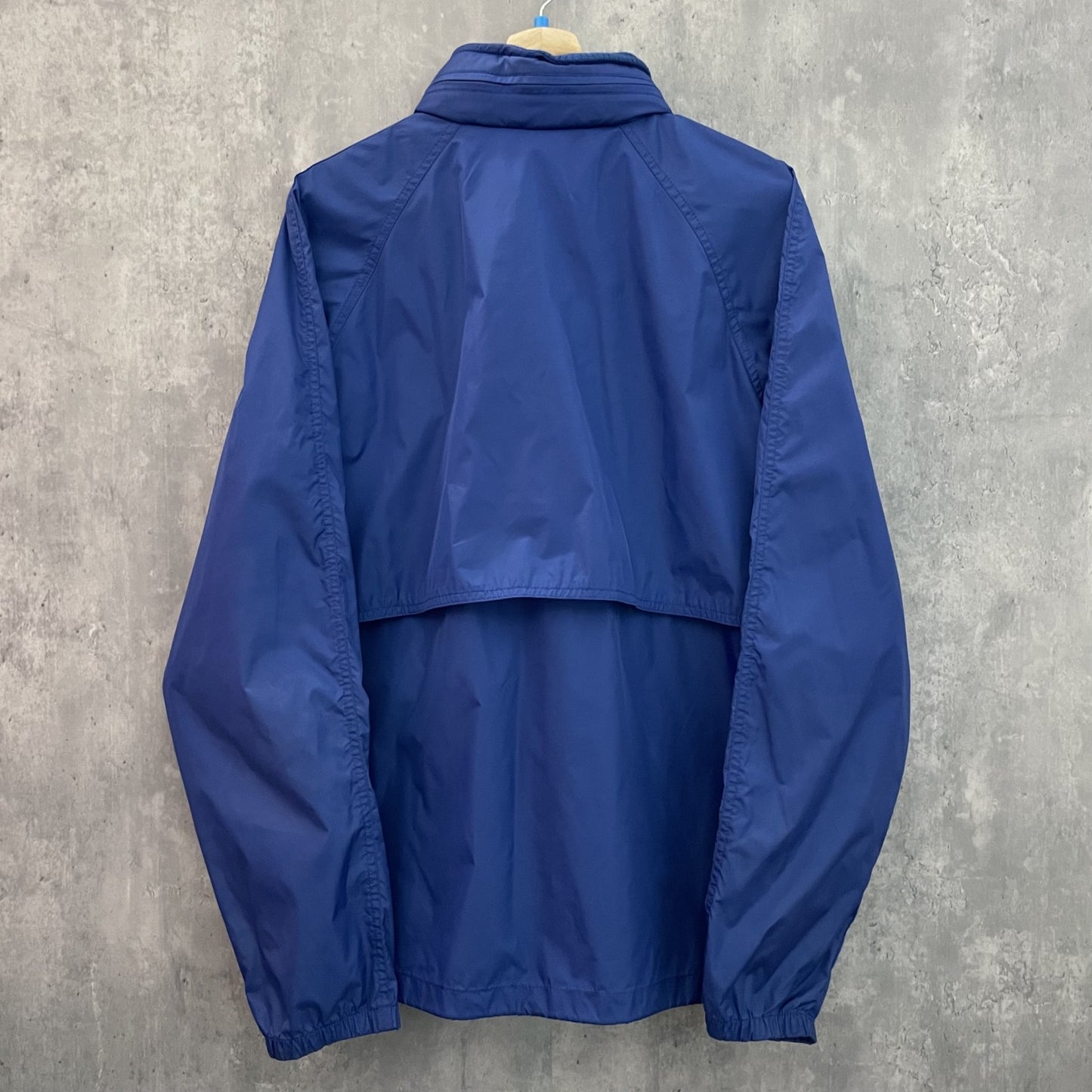 80s vintage 古着　ビンテージ　ウールリッチ　WOOLRICH  　ナイロンジャケット　ウィンドブレイカー　アウター単色　　フード付