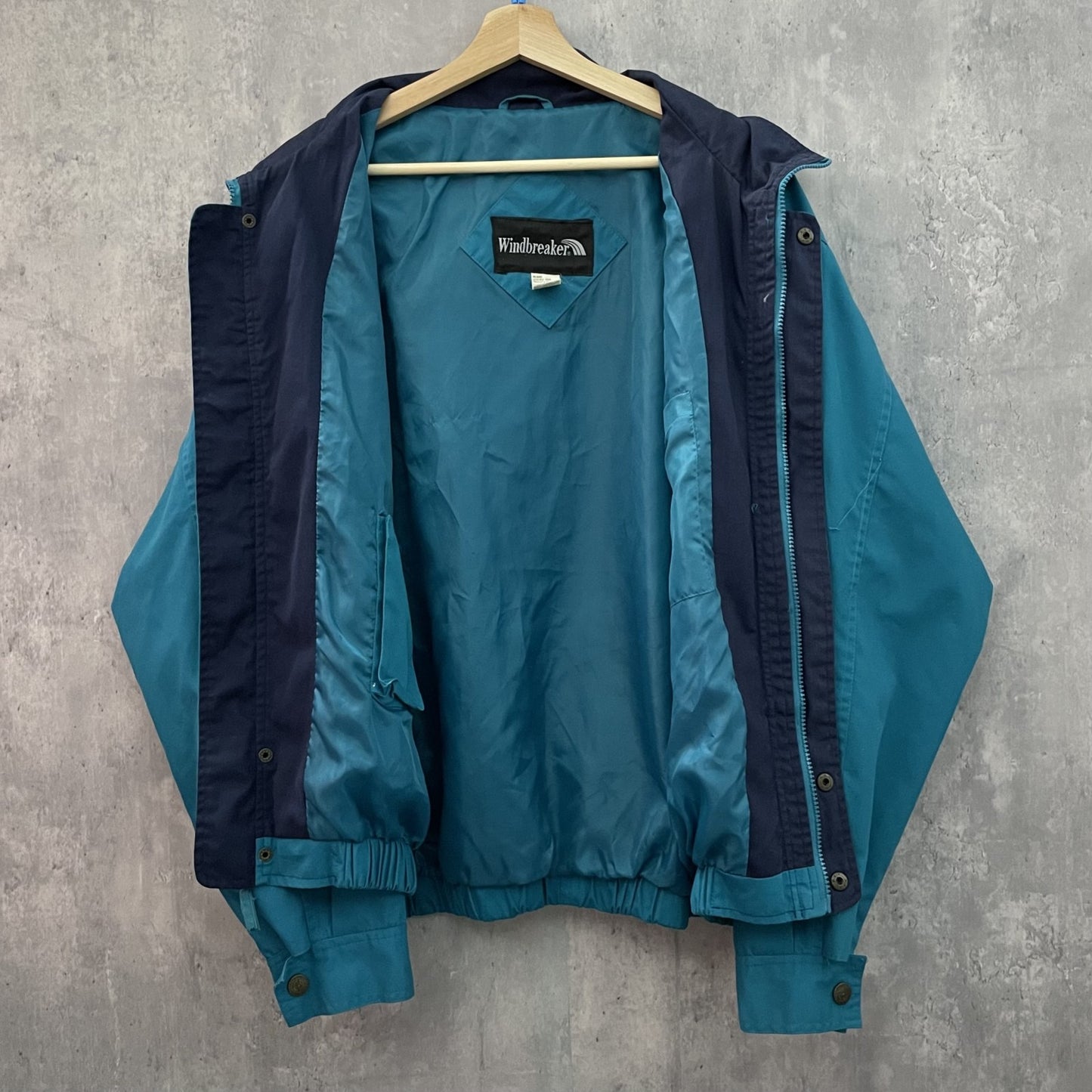 00s vintage 古着　ビンテージ　Windbreaker カジュアル　ストリート　カップショルダー　テック　フルジップ