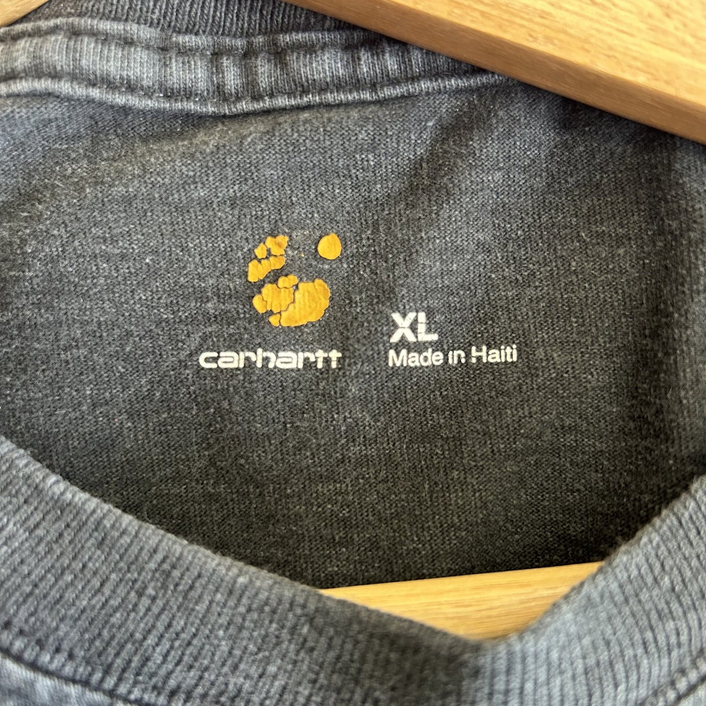 カーハート　00s Carhartt ロングスリーブ　古着　vintage ビンテージ　ロンT プリント　メンズXL ブラック