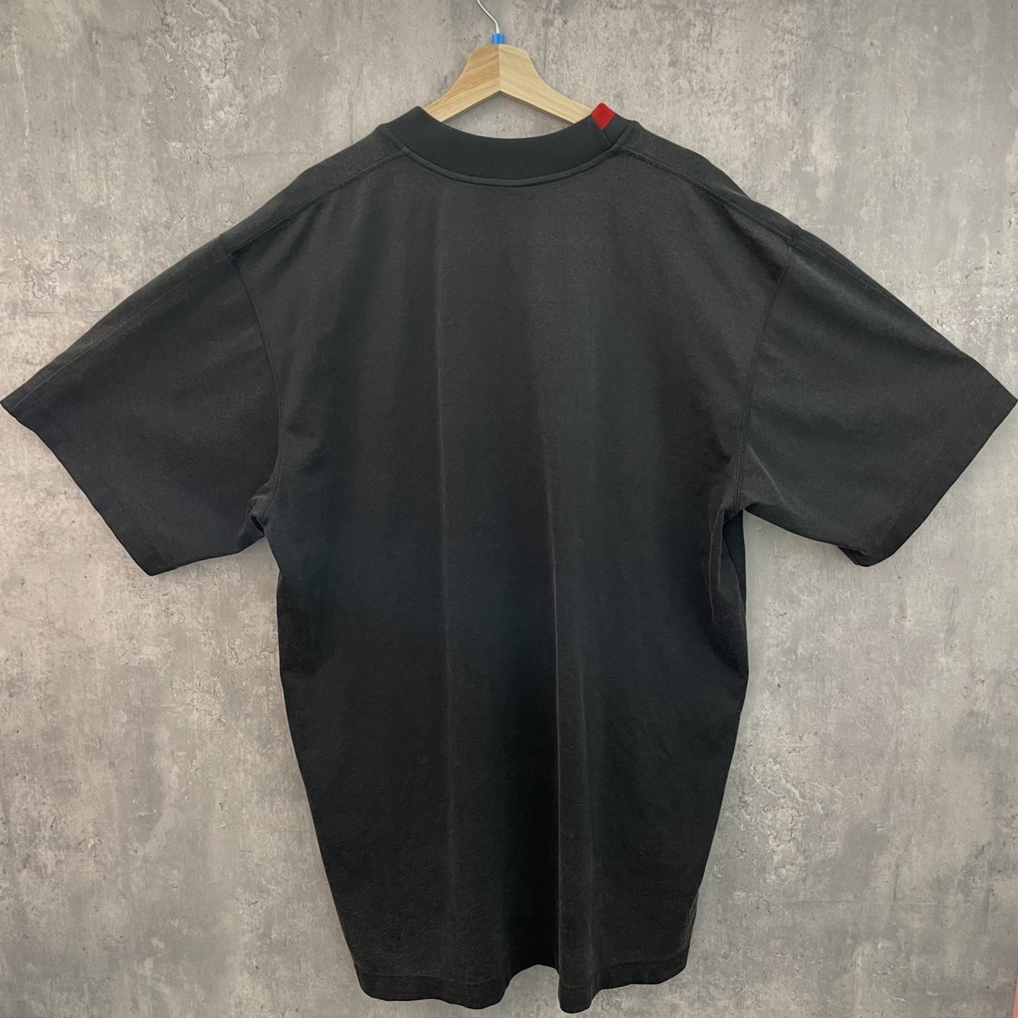 00s vintage 古着　ビンテージ　NIKE ナイキ　NBA ストリート　フロントロゴ　Vネック　半袖シャツ