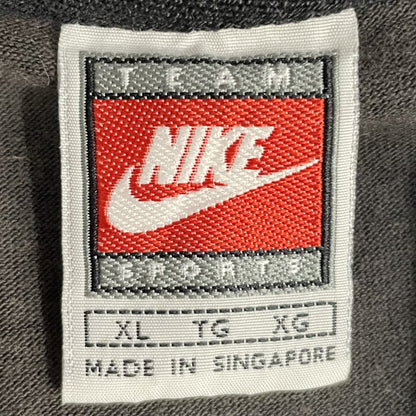 00s vintage 古着　ビンテージ　NIKE ナイキ　NBA ストリート　フロントロゴ　Vネック　半袖シャツ