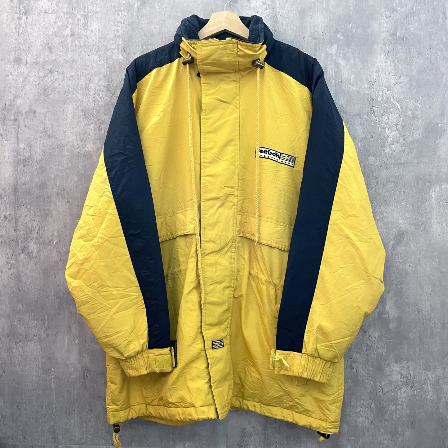 90s vintage 古着　ビンテージ　Reebok リーボック　ナイロンジャケット　ジャケット　ツートン　ワッペン