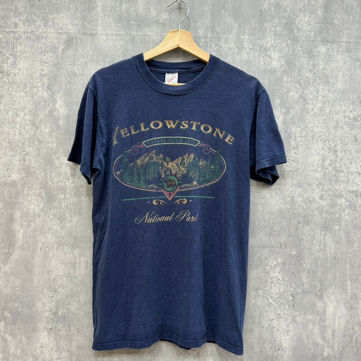 90~00年代 JERZEES ジャージーズ YELLOWSTONE 国立公園 アニマルTシャツ アメリカ製 半袖Tシャツ Mサイズ ネイビー 古着