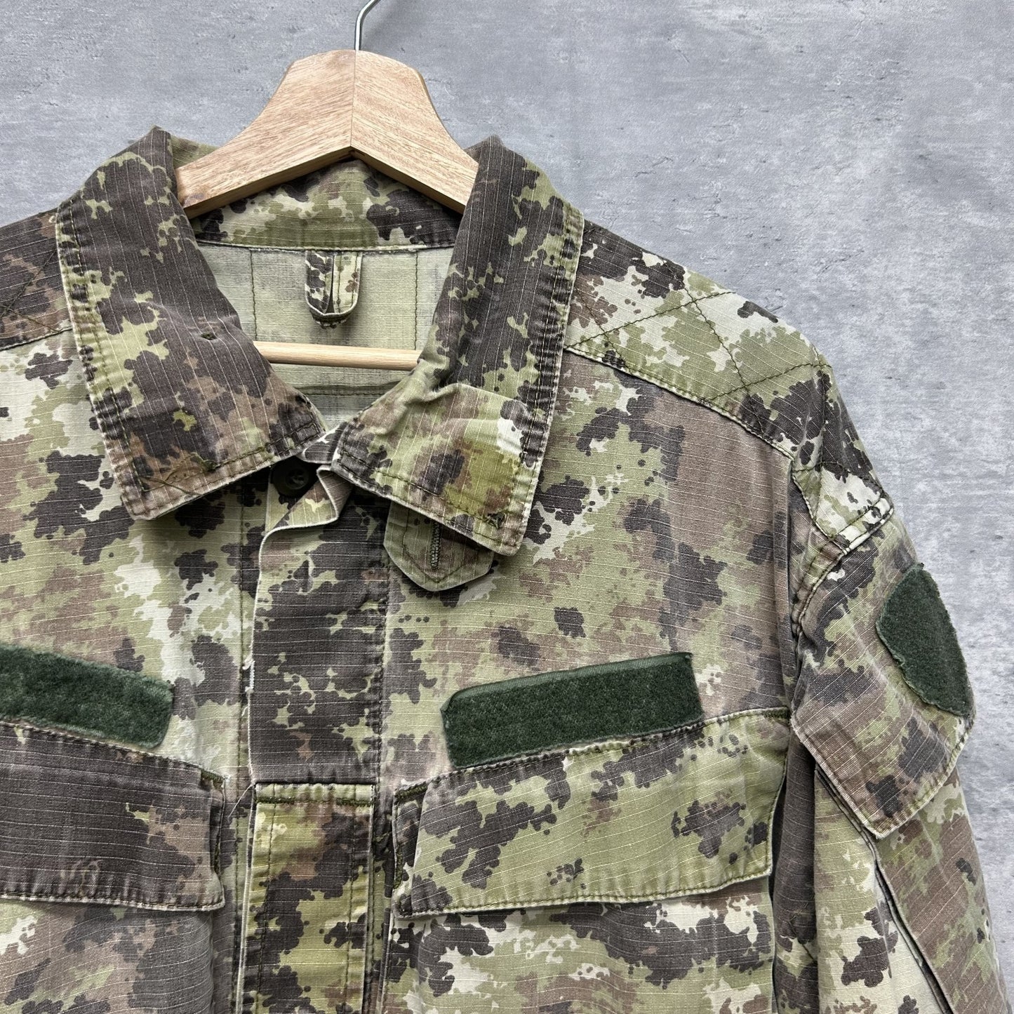 イタリア軍　古着　ミリタリー　ビンテージ　フィールドジャケット　ARMY BDV vintage ビンテージ